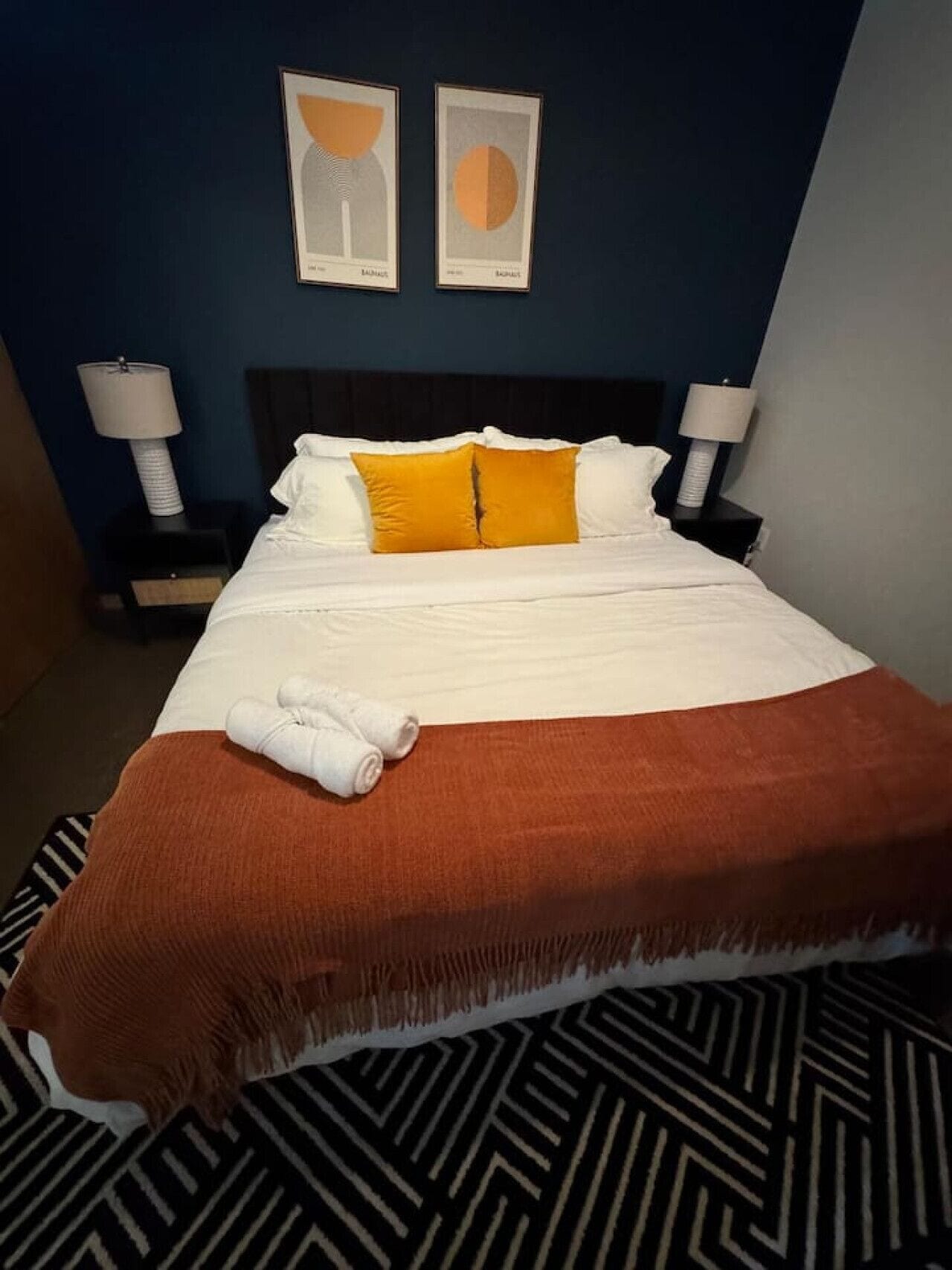 1 habitación, escritorio, wifi y ropa de cama 