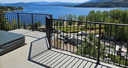 Hilltop Haven - Stunning View