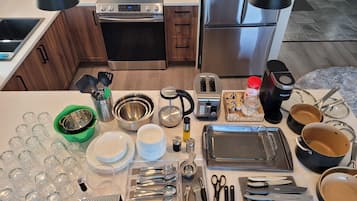 Microwave, oven, stovetop, dishwasher