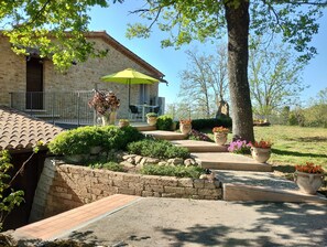 Terrace/patio - DETACHED VILLA  (Marche)