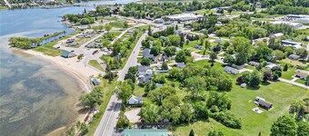 Lakeview Retreat - 2 bedroom - 3 bathrooms