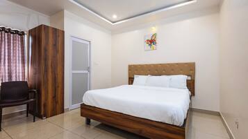 Quarto standard | Roupas de cama premium, escrivaninha, Wi-Fi de cortesia, roupa de cama