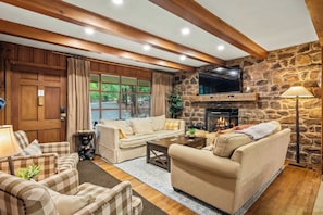 House (3 Bedrooms) | Front of property