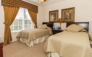 5 habitaciones, decoración personalizada y muebles diferentes