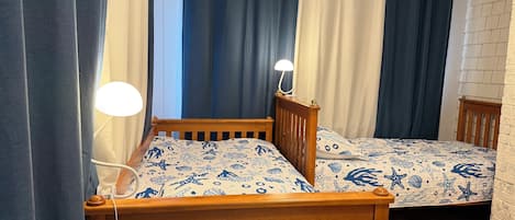 3 bedrooms, iron/ironing board, free WiFi, bed sheets