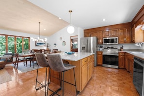 House (3 Bedrooms) | Interior