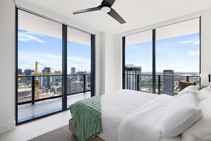 2 chambres, fer et planche à repasser, Wi-Fi gratuit, draps fournis