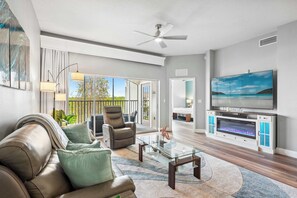 Condo, Multiple Beds, Balcony (Minutes to Magic) | Living area