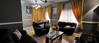 4-bedroom bed & breakfast in amazing Kasoa Gh with WiFi, AC. Sleep 8