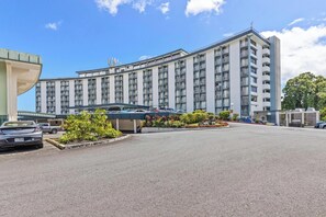 Exterior - Amazing Ocean & Park Views -  Pool & AC (Hilo)