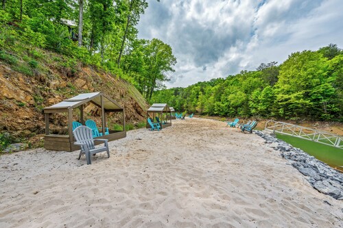 Your Lake Escape! Pet-Friendly Cabin with Game Loft & nearby Lake access