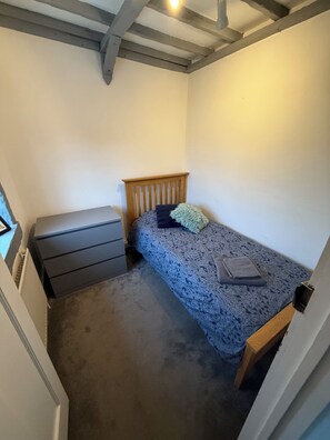 3 bedrooms, WiFi
