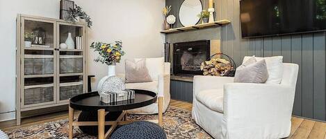 Smart TV, chimenea