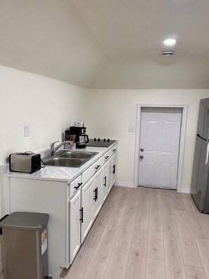 Mikrobølgeovn og kokeplater