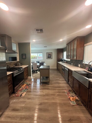 Charming 3-bedroom house with WiFi and AC in amazing Davis