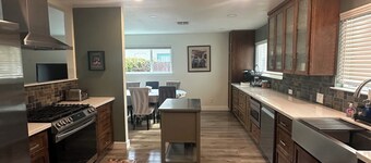 Charming 3-bedroom house with WiFi and AC in amazing Davis