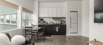 Downtown 2 Bedroom Loft