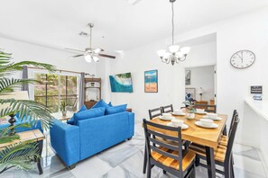 Condo, Multiple Beds, Hot Tub, Garden View (Serene Stay At Bahama Bay) | Dining - Serene Stay At Bahama Bay (Davenport)