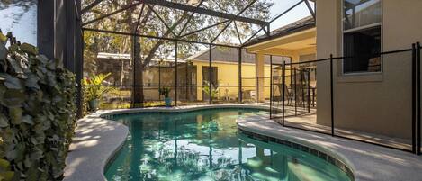 Outdoor pool, sun loungers