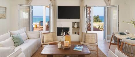 Télévision, cheminée