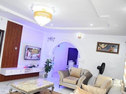 Uncle Love Serviced Apartments — A Sleek and Comfortable 2-Bedroom Apartment