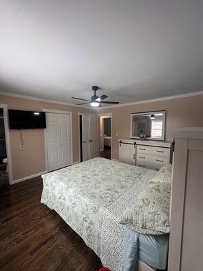 3 chambres, Wi-Fi gratuit, draps fournis