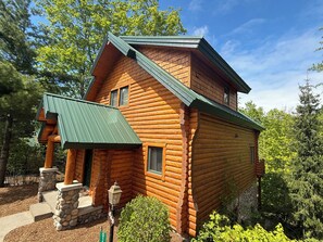 Exterior - All Season Adventure - Hot Tub - Luxe Cabin on Boyne Mountain (Boyne City)
