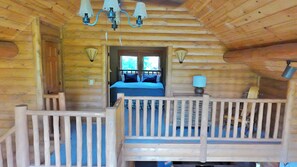 4 Schlafzimmer, Schreibtisch, Bügeleisen/Bügelbrett, Reisekinderbett