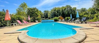 Gite 06-Les Glycines with pool & jacuzzi-5 pers