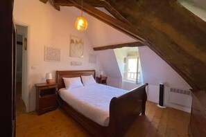 Room - ⭐ Relaxation & comfort - Swimming pool & jacuzzi - 5 pers (MARTEL)