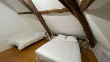 2 chambres, fer et planche Ă repasser, lit parapluie, Wi-Fi gratuit