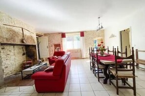 Dining - ⭐ Nature stay with pool & jacuzzi - 6 pers (MARTEL)