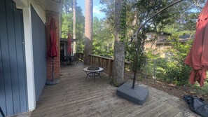 Outdoor dining - Kayak, fishing, boat, swimming, Go kart, Naskila casino (Woodville)