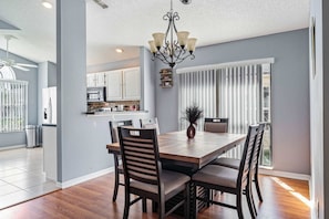 House, Multiple Beds, Pool Access, Pool View (The Davenport Lakes Retreat) | Dining