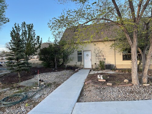 Charming farmhouse in Price