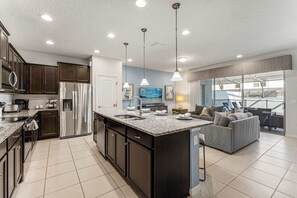 Townhome, Multiple Beds, Private Pool, Garden View (Windsor Grand Retreat) | Private kitchen | Fridge, microwave, oven, stovetop