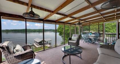 Lakefront Sunsets| Private Dock | Kayaks & Fishing