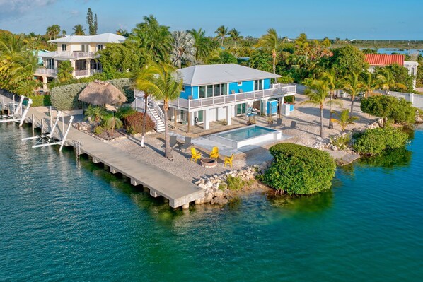 Exterior - Sunset Views • Heated Pool • Fire Pit • Sleeps 6 (Sugarloaf Key)