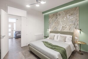 1 bedroom, iron/ironing board, Internet, bed sheets