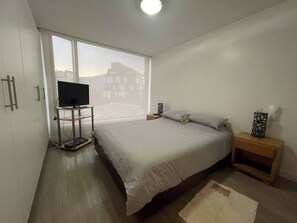 1 室のベッドルーム、アイロン / アイロン台、WiFi、ベッドシーツ