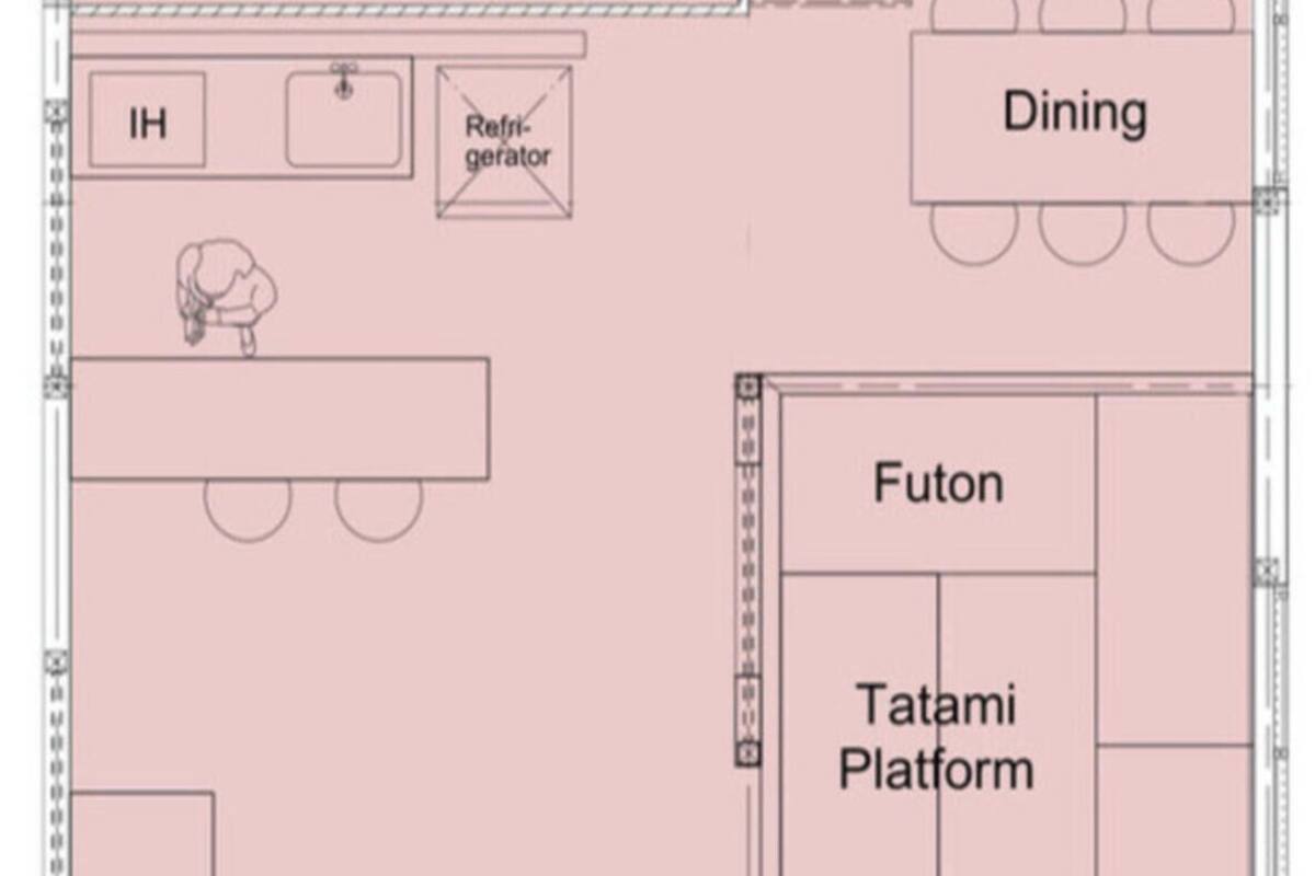 Basic Apartment | Desk
