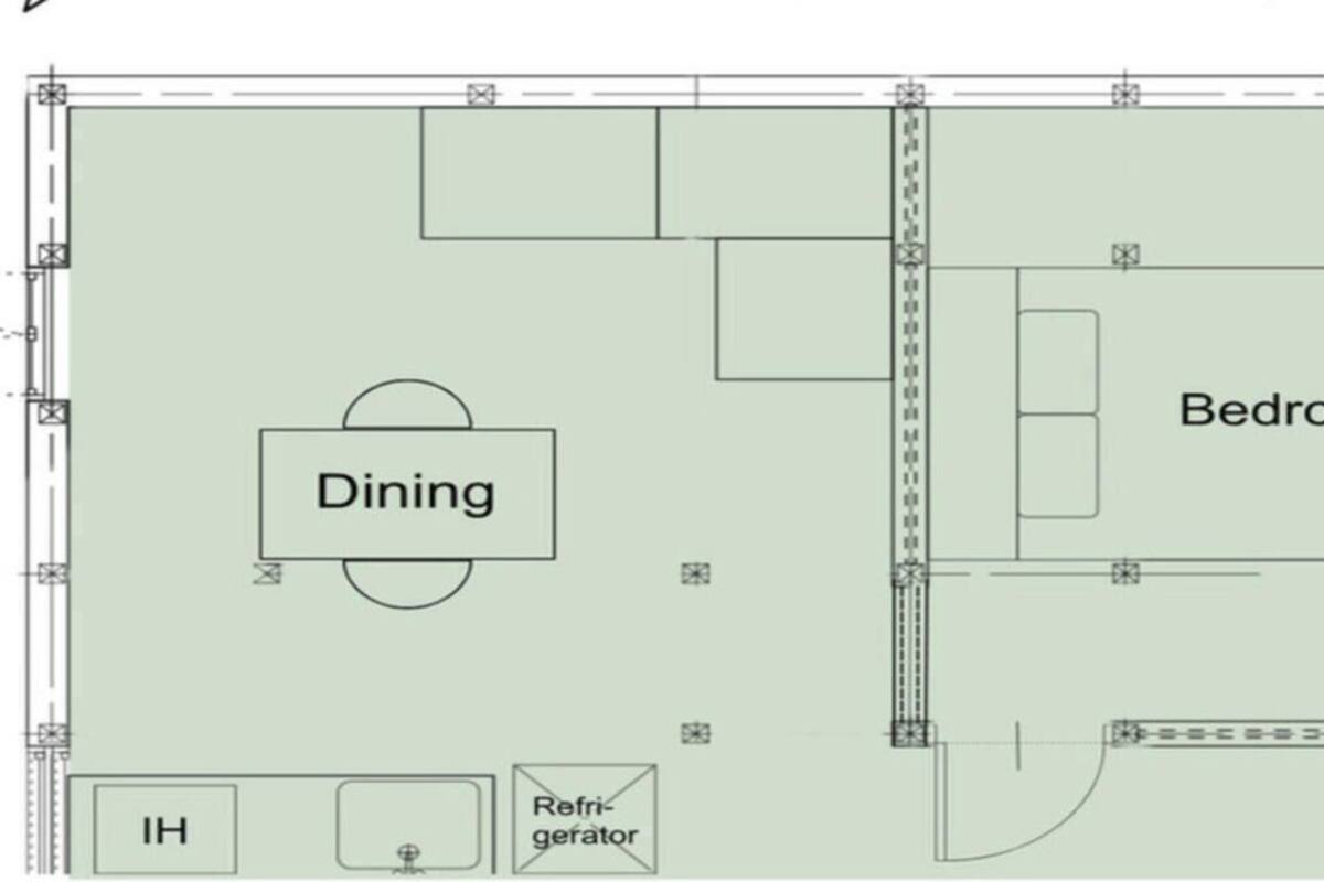 Basic Double Room | Desk