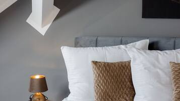 2 Schlafzimmer, Schreibtisch, Bügeleisen/Bügelbrett, WLAN