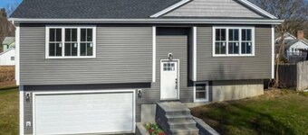 Brand new 3 bedroom house in welcoming Worcester with WiFi and AC