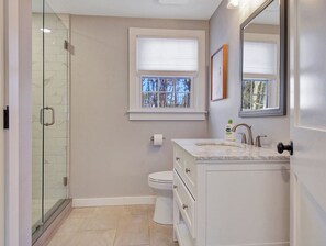 Dusche, Toilettenpapier