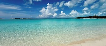 Ocean View Exuma Condo - Prime Location Hillside at The Hideaways