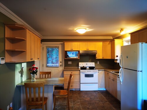 Eagle's guest suits: two bedrooms living room private kitchen and full washroom