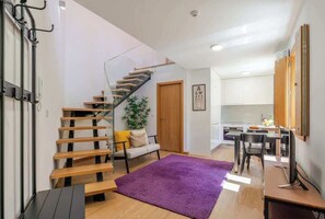 Interior - Stylish Duplex w/ Garage by HostWise (Porto)