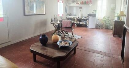 Appartement indépendant avec terrasse