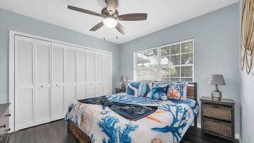 4 bedrooms, free WiFi, bed sheets